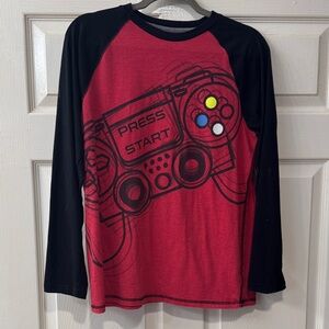 Arizona Jean Company Red & Black Graphic  Gaming Long-Sleeve Tee XL 18/20 Husky